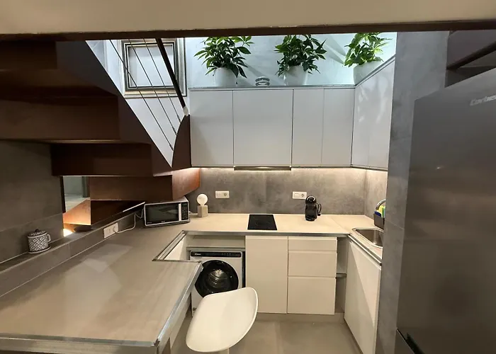 Loft 19 Luxury Boutique - Heated Pool *