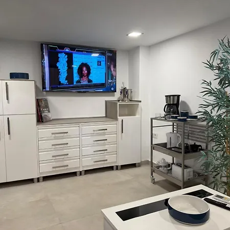 Loft 19 Luxury Boutique - Heated Pool Apartman Los Cristianos